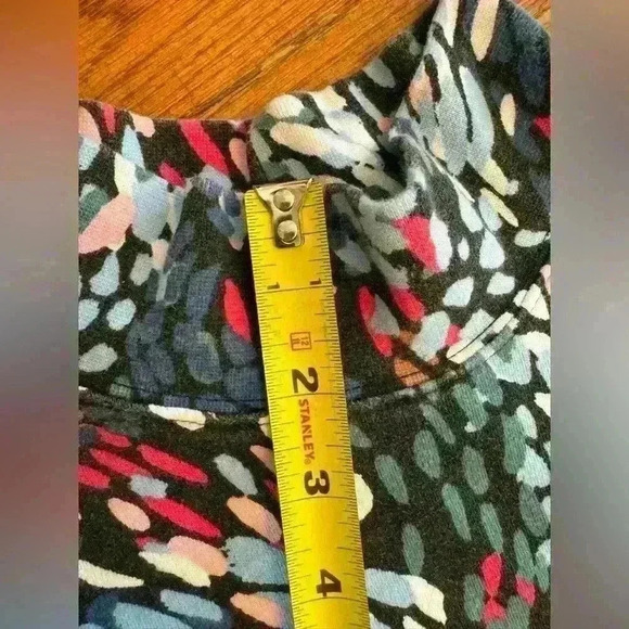 Women’s long sleeve turtleneck shirt by Karen Scott multicolor abstract size M - Picture 11 of 12